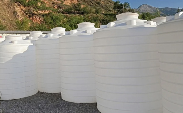 化工液体储存注意事项——选对PE瓜州塑料桶避免安全隐患 化工液体储存注意事项——选对PE瓜州塑料桶避免安全隐患