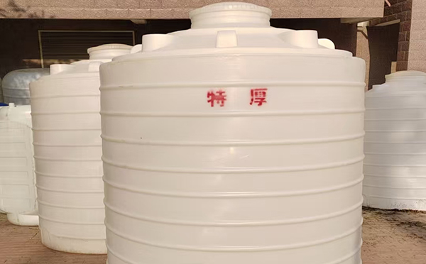 特厚瓜州塑料桶批量交付实录：强化结构应对严苛储运环境